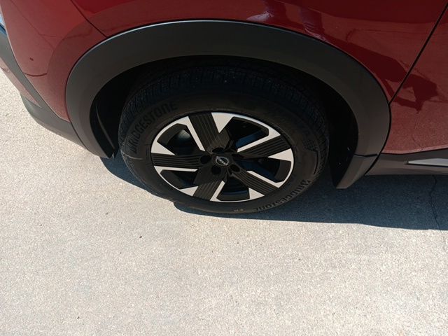 2026 Nissan Kicks SV photo 25