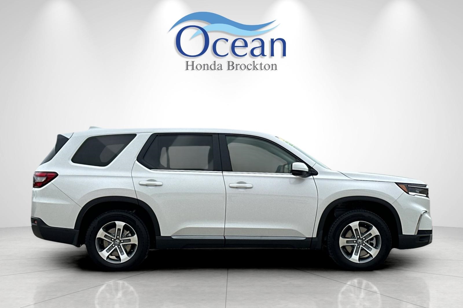2025 Honda Pilot EX-L photo 5