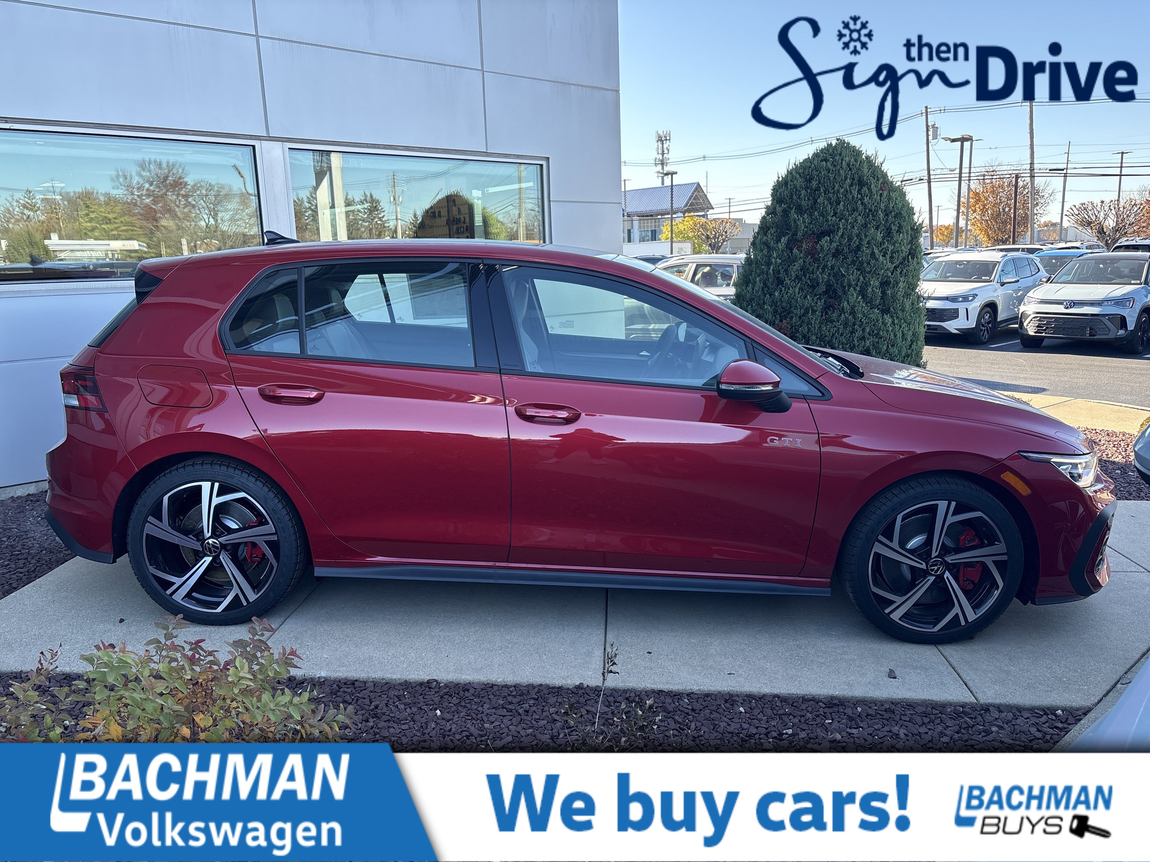 2025 Volkswagen Golf GTI SE's photo