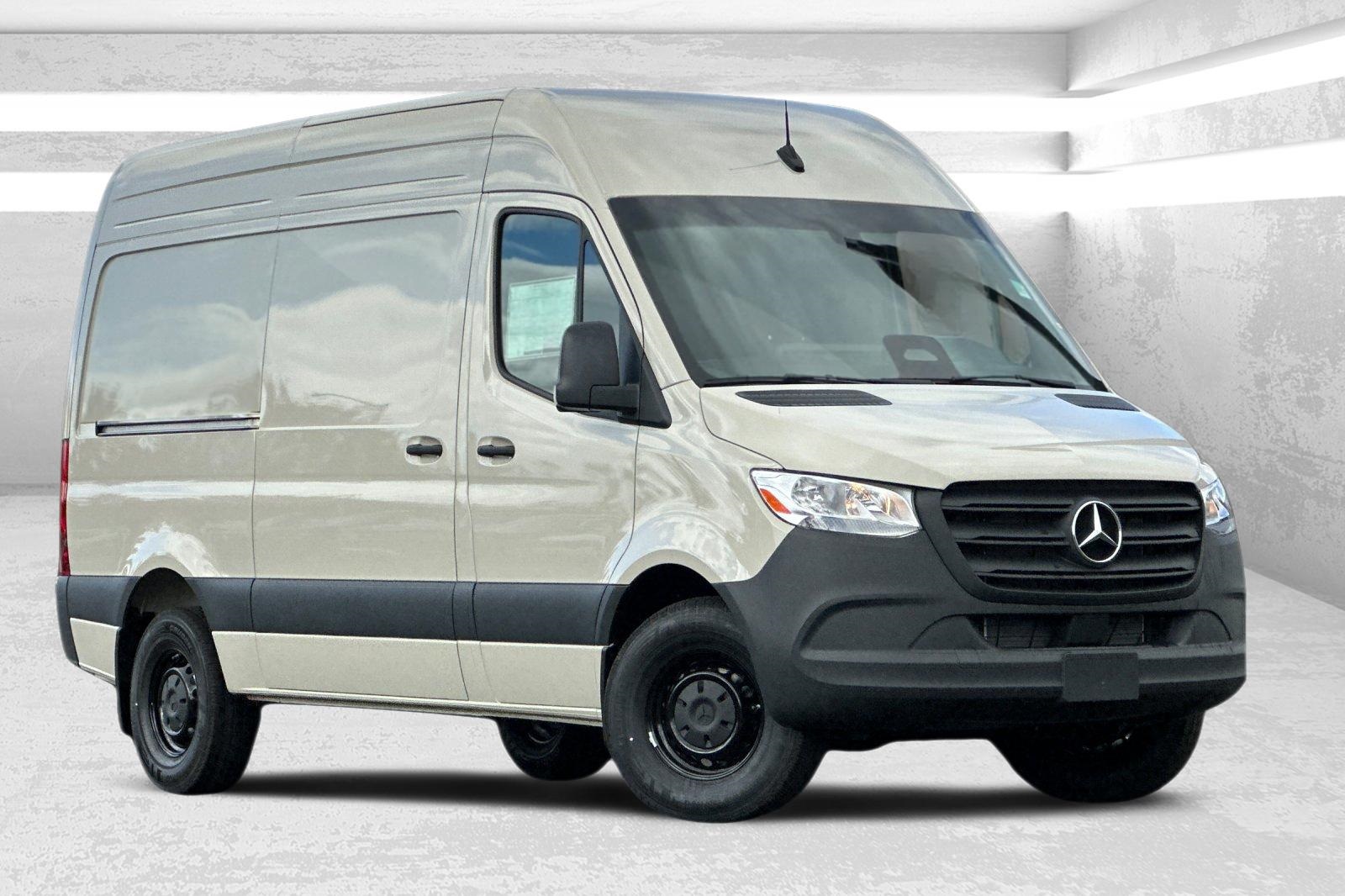 2026 Mercedes-Benz Sprinter Cargo Van Base's photo