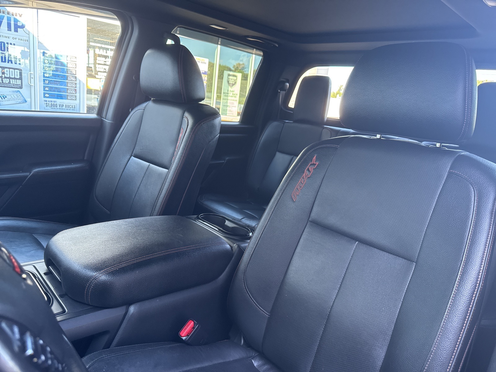 2021 Nissan Titan PRO-4X photo 36