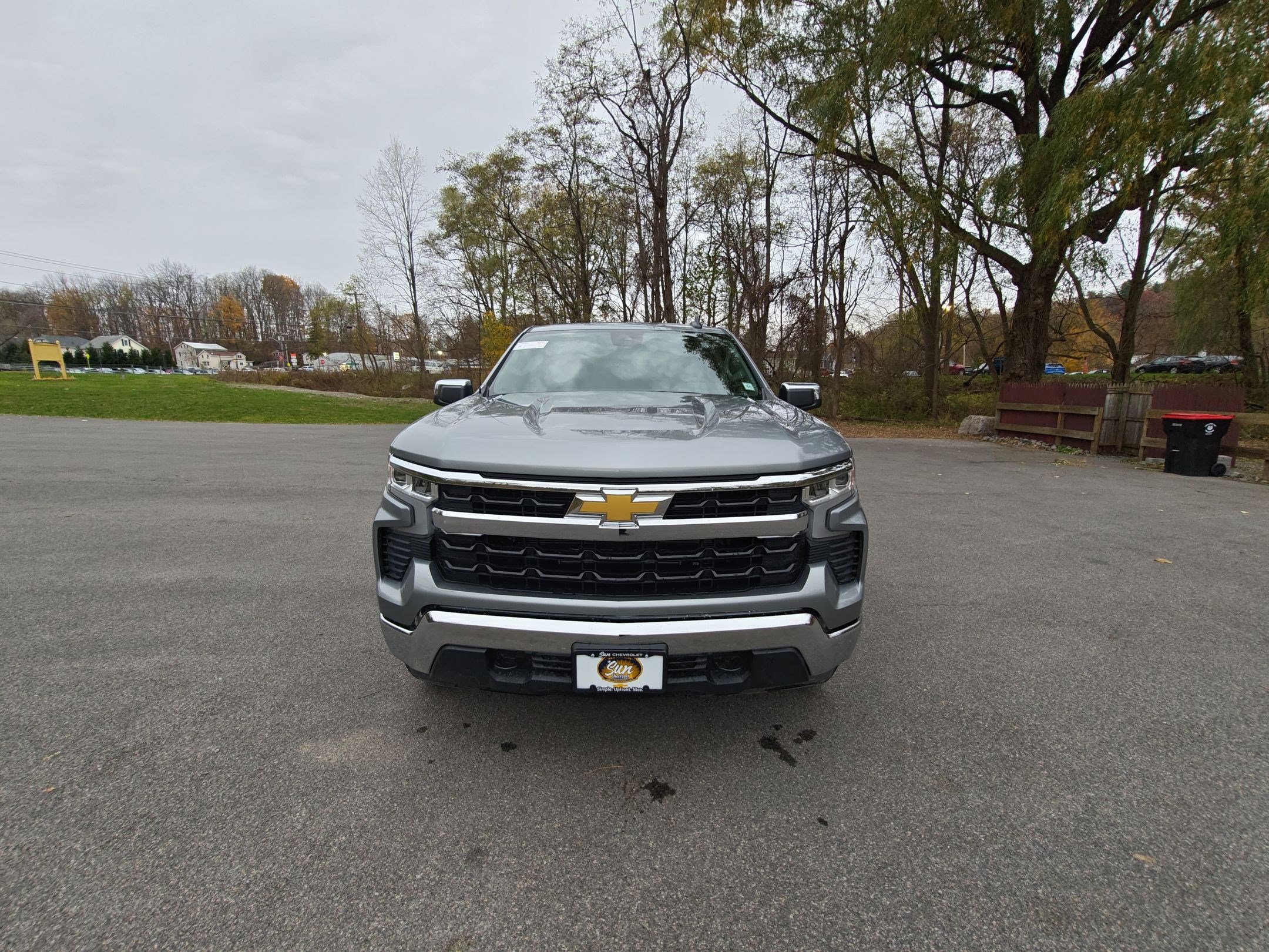 2026 Chevrolet Silverado photo 4