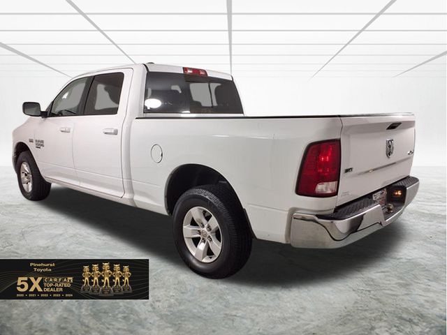 2019 Ram 1500 Classic SLT photo 3