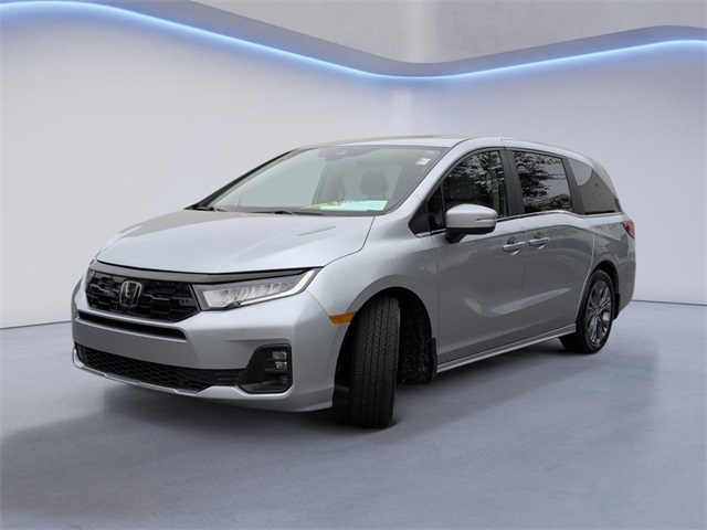 2025 Honda Odyssey Touring photo 4
