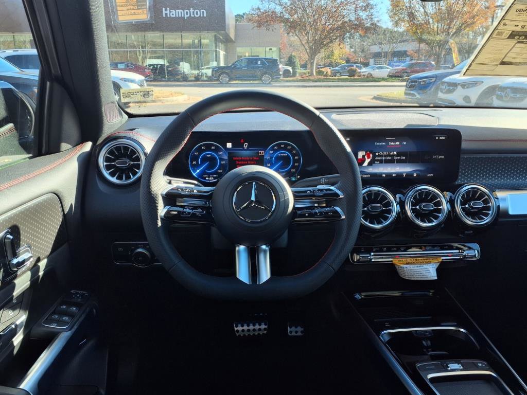 2024 Mercedes Benz EQB 300 4MATIC photo 9