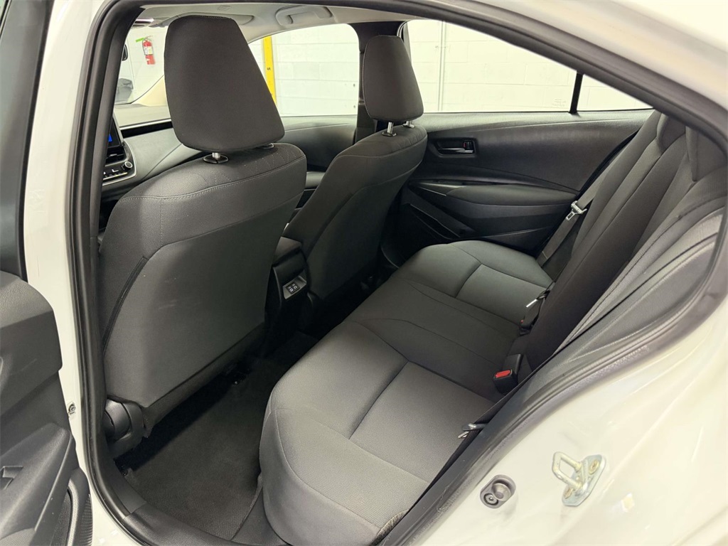 2023 Toyota Corolla LE photo 24
