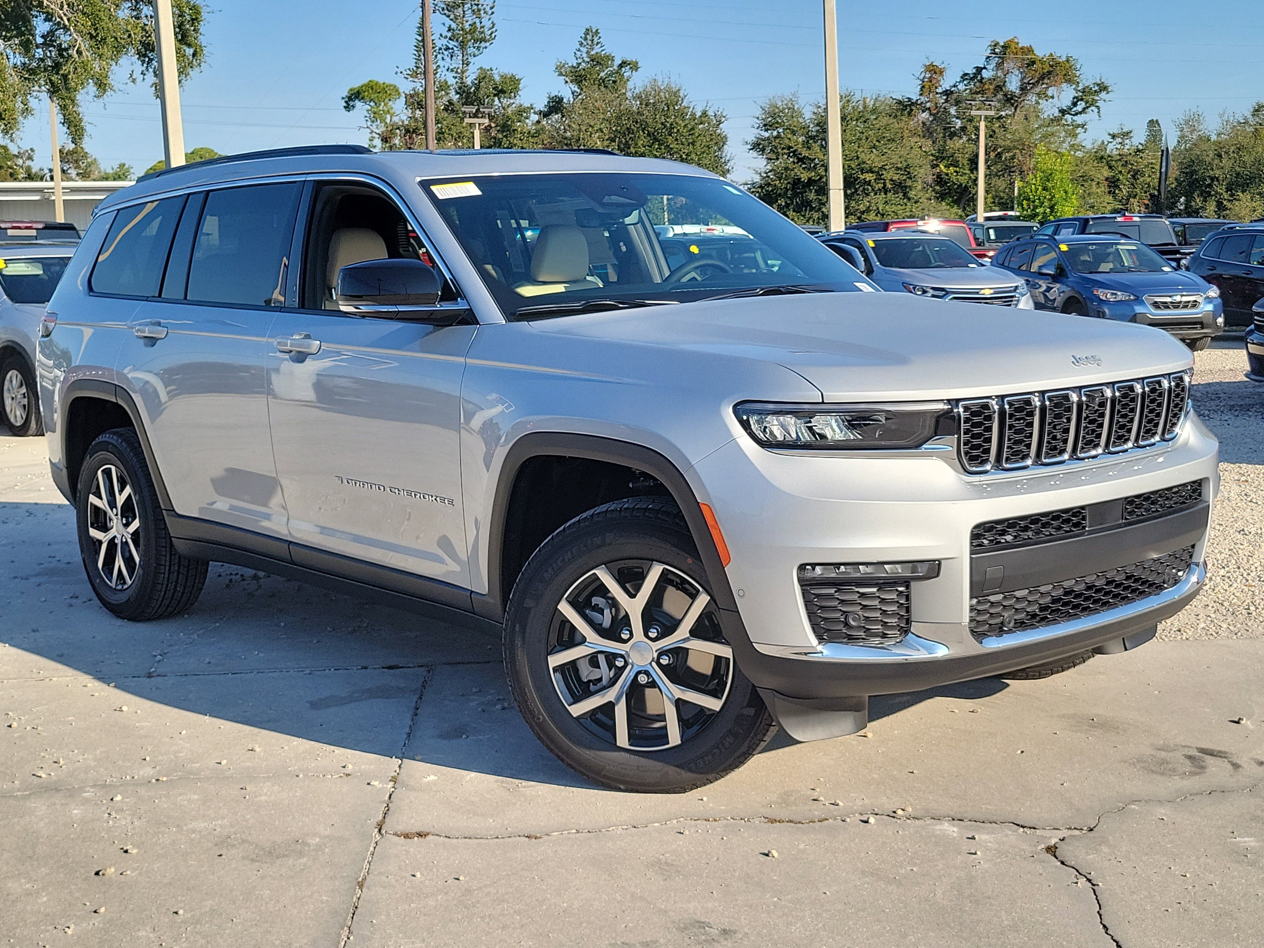 2025 Jeep Grand Cherokee L Limited's photo