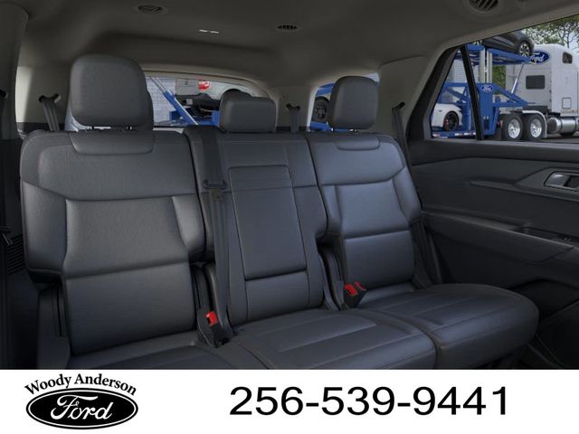 2025 Ford Explorer photo 9