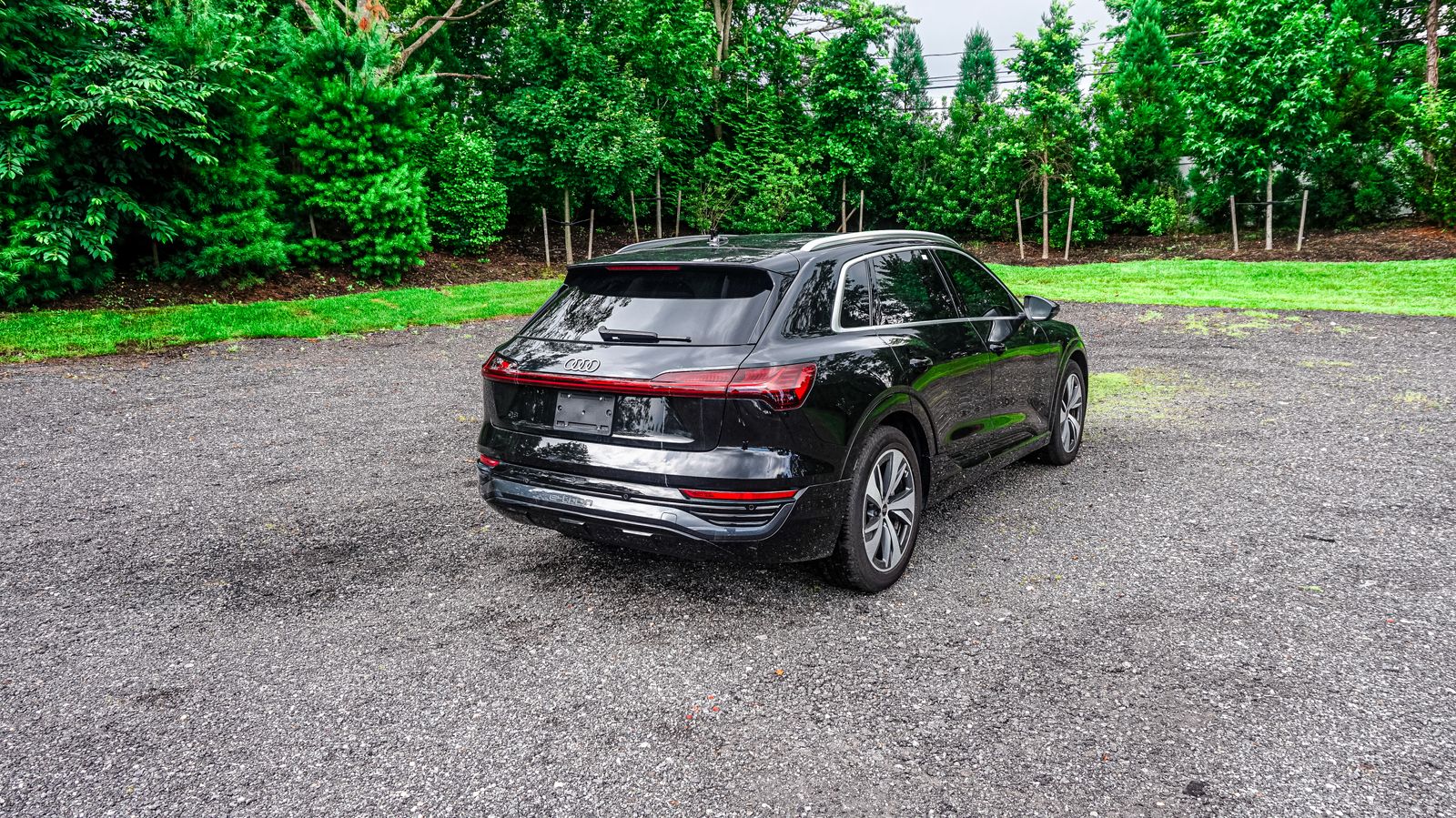 2024 Audi Q8 E-tron Premium Plus photo 6