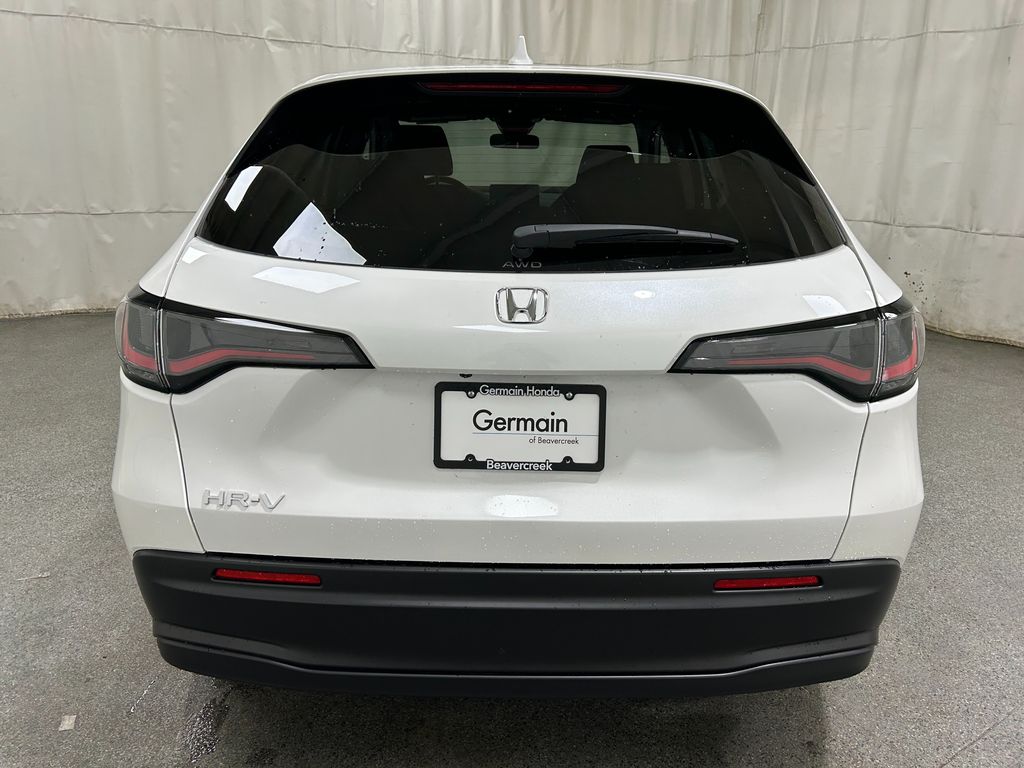 2026 Honda HR-V LX photo 5