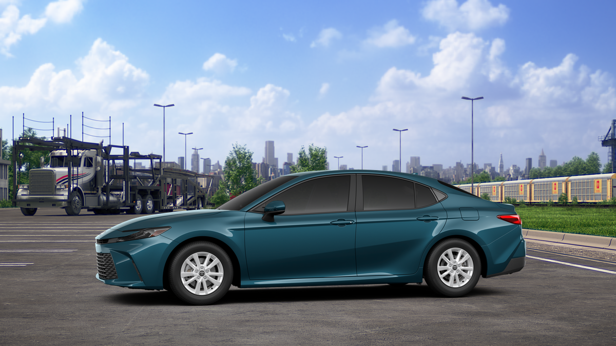2025 Toyota Camry LE photo 3