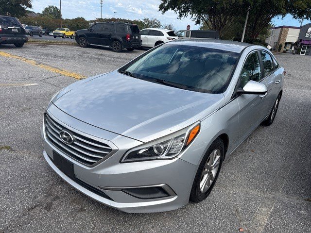 2016 Hyundai Sonata SE photo 4