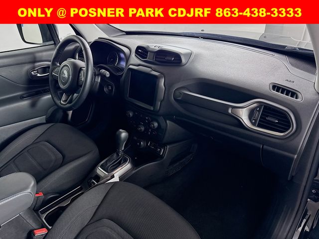 2022 Jeep Renegade Latitude photo 21
