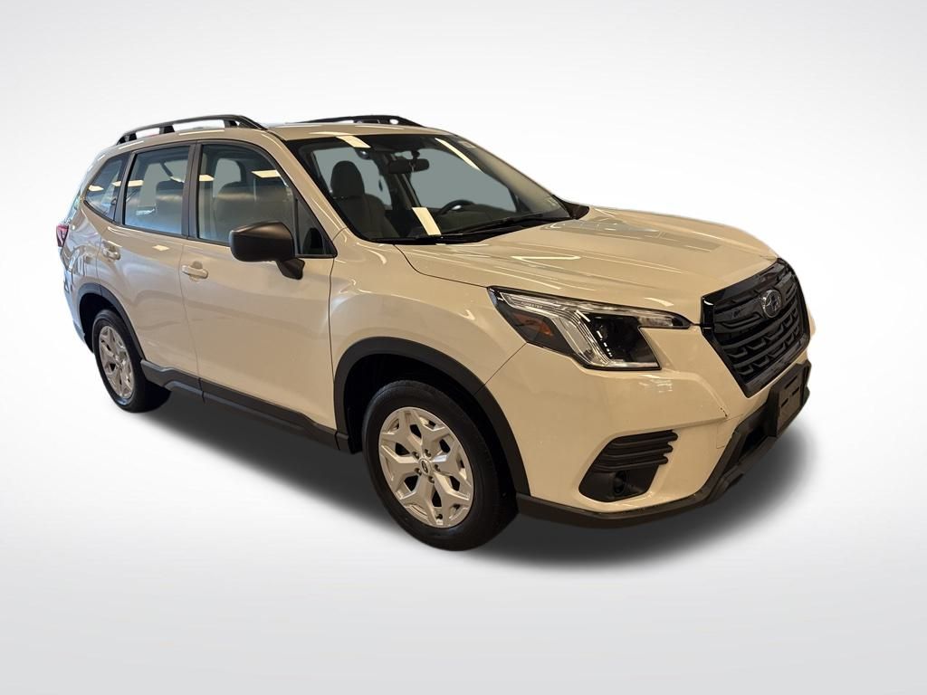 2022 Subaru Forester Base photo 4