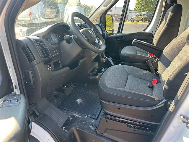 2024 Ram ProMaster 3500 photo 11