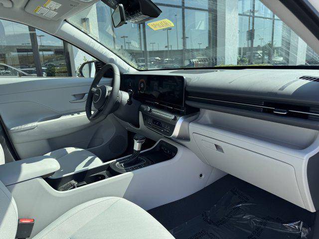2026 Hyundai Kona SEL photo 21