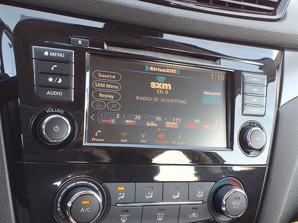 2021 Nissan Rogue Sport S photo 4