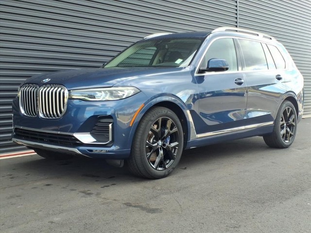 2021 BMW X7 40i