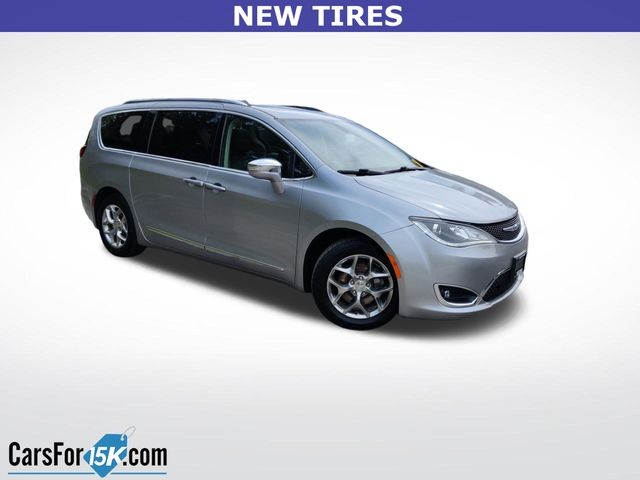 Pre-Owned 2018 Chrysler Pacifica Limited FWD 4D Passenger Van