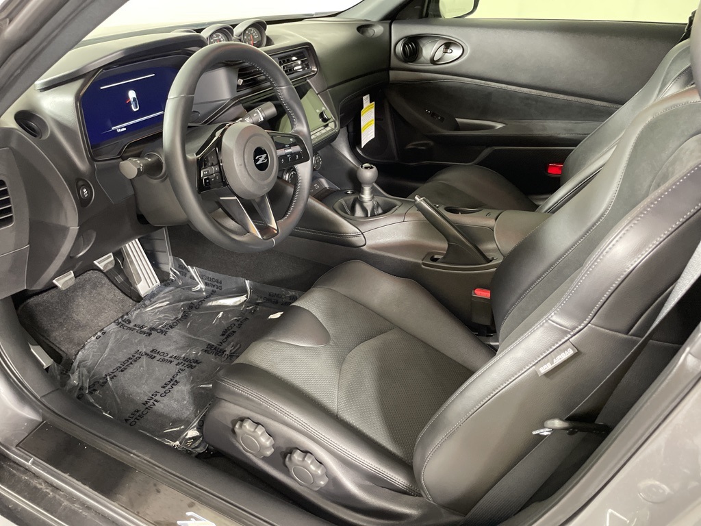 2025 Nissan Z Performance photo 17
