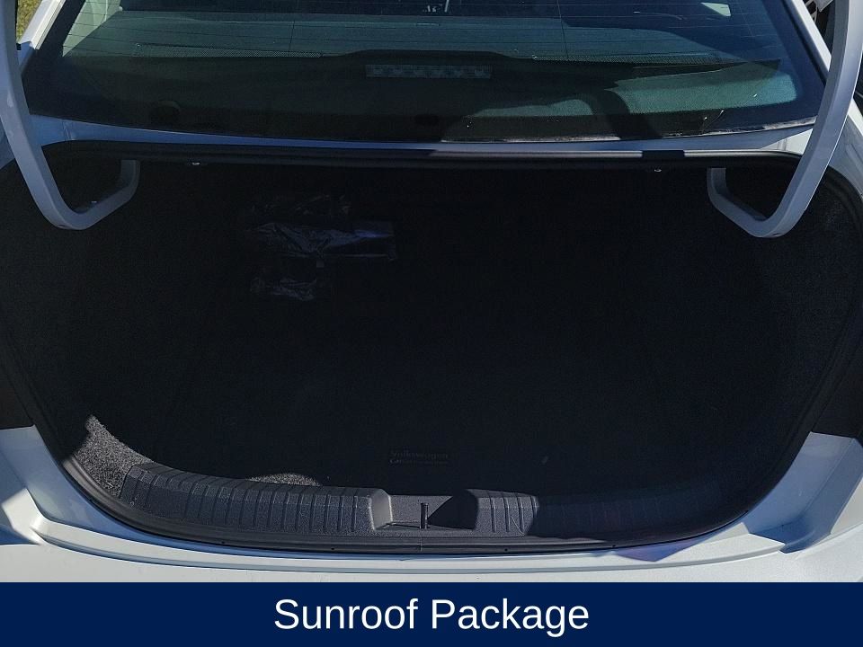 2025 Volkswagen Jetta 1.5T SE photo 4