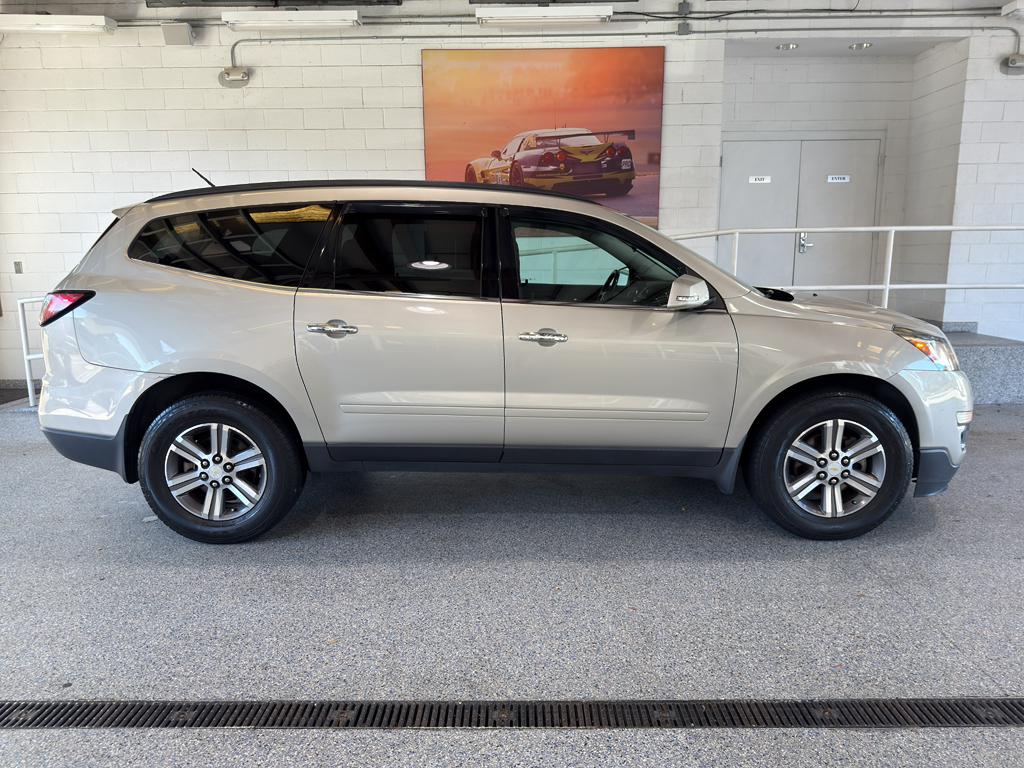 Used 2017 Chevrolet Traverse 1LT with VIN 1GNKRGKD5HJ191046 for sale in Lexington, SC