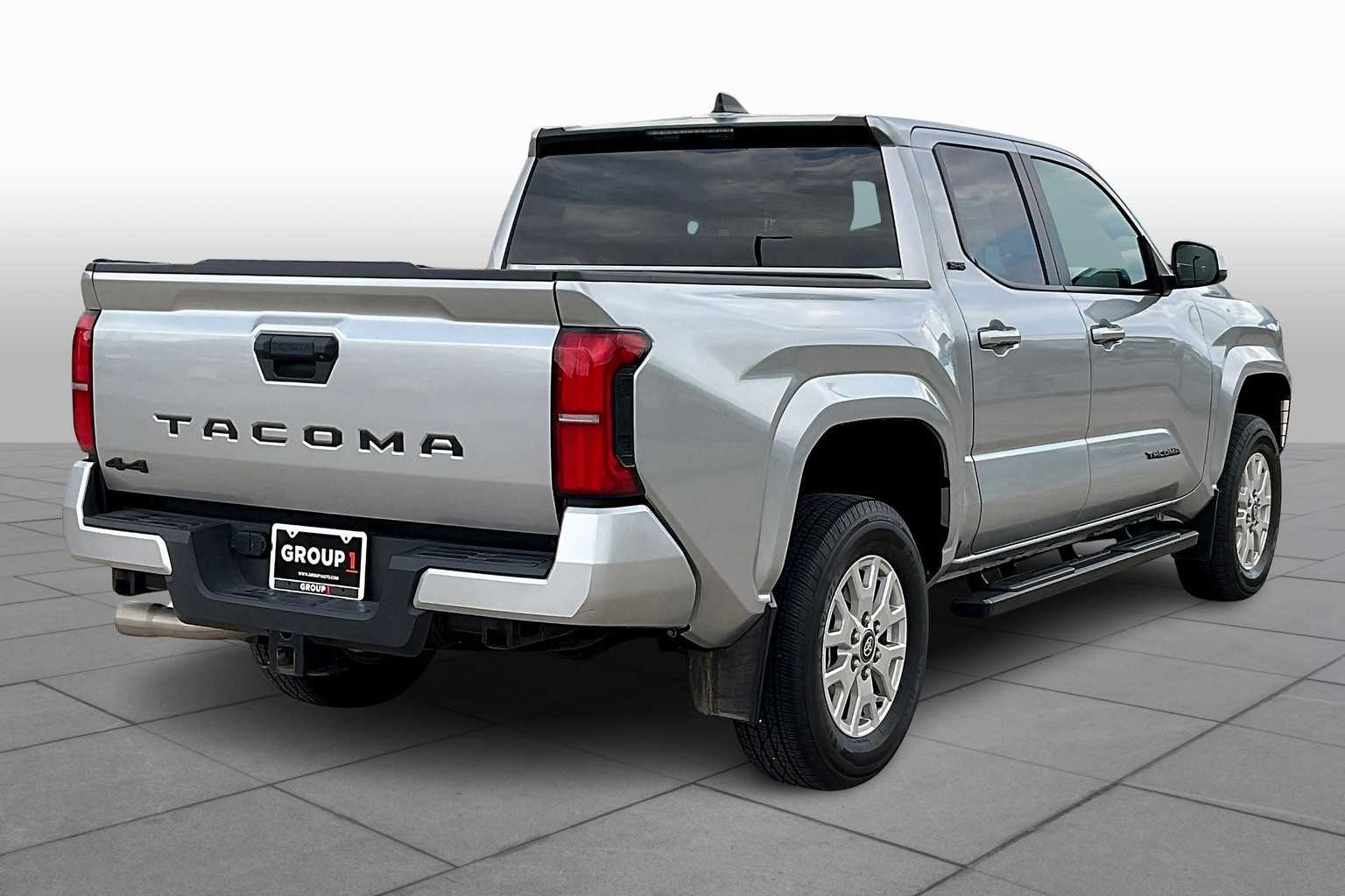 2024 Toyota Tacoma SR5 photo 11