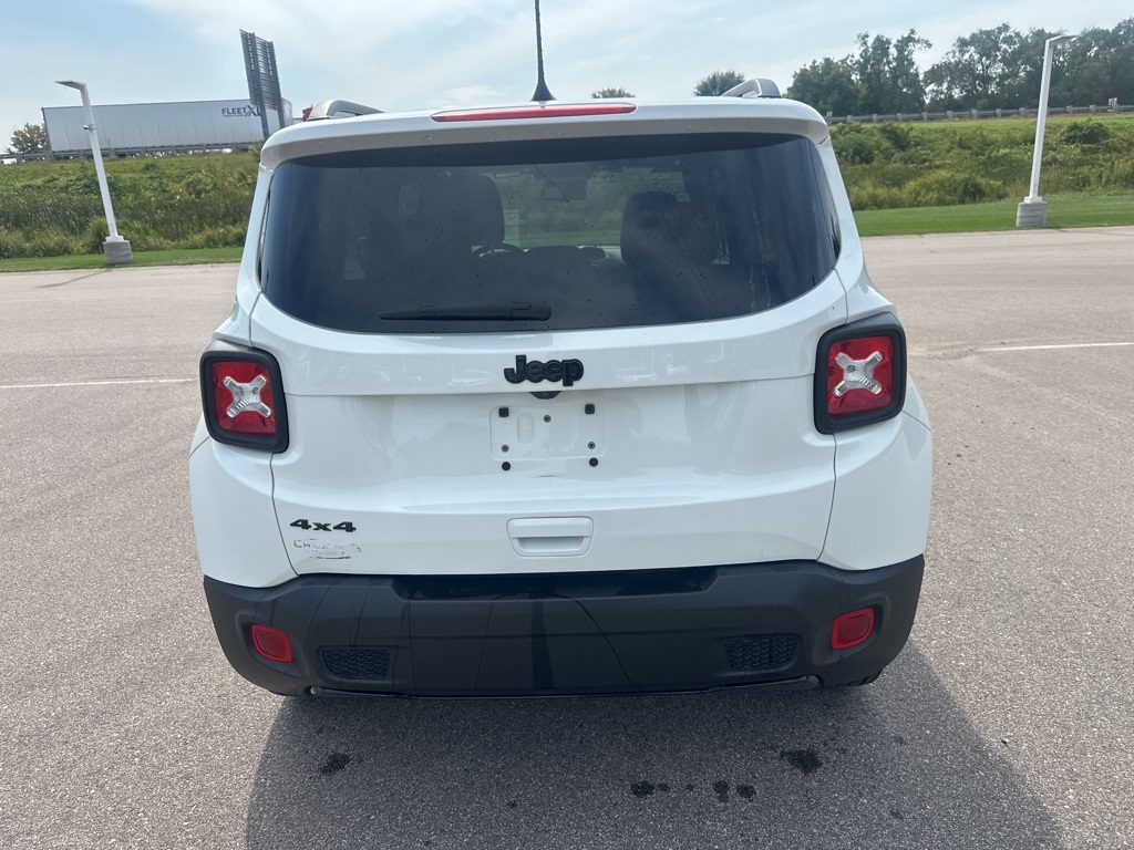 2022 Jeep Renegade Altitude photo 5