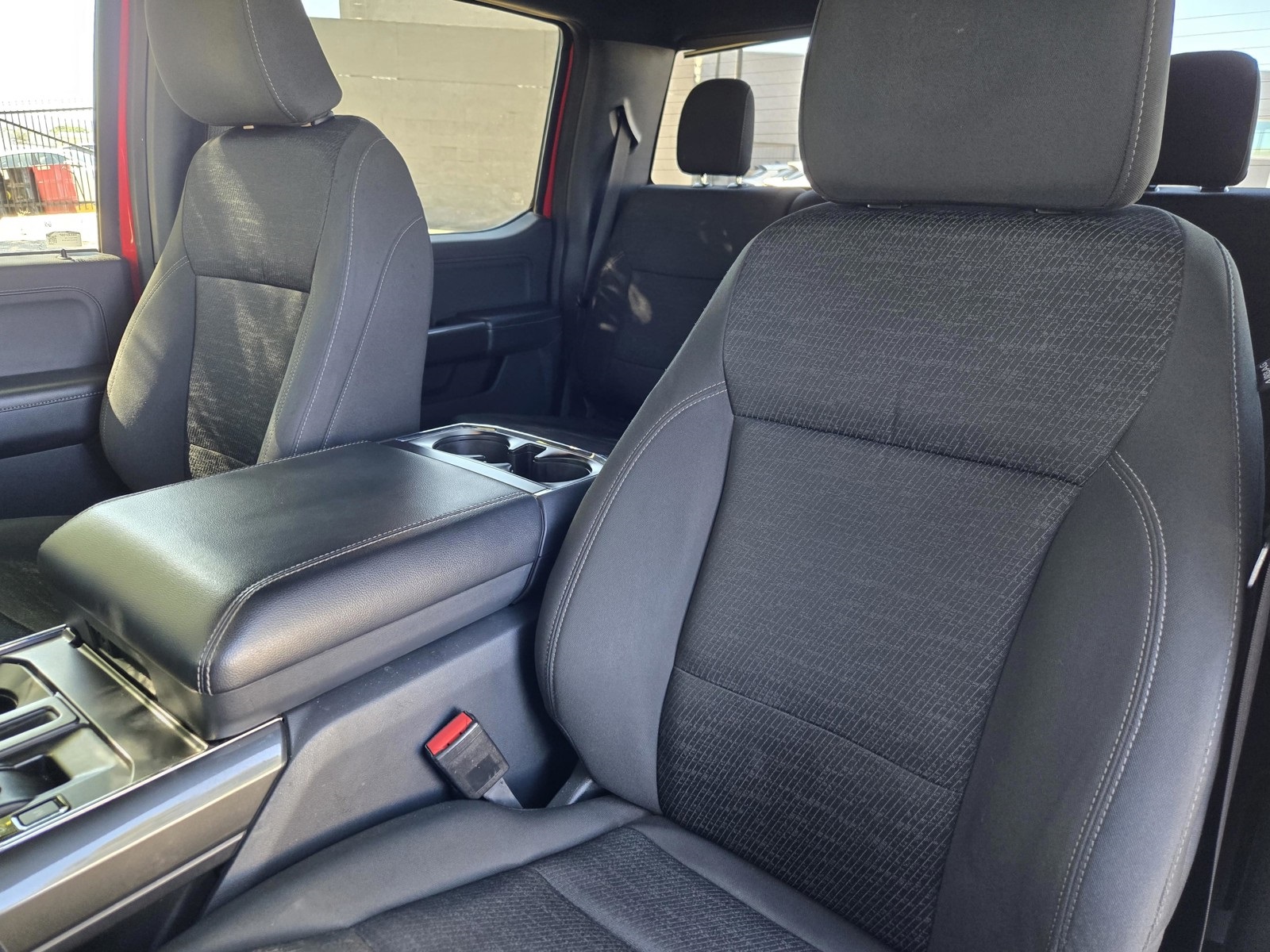 2022 Ford F-150 XLT photo 21