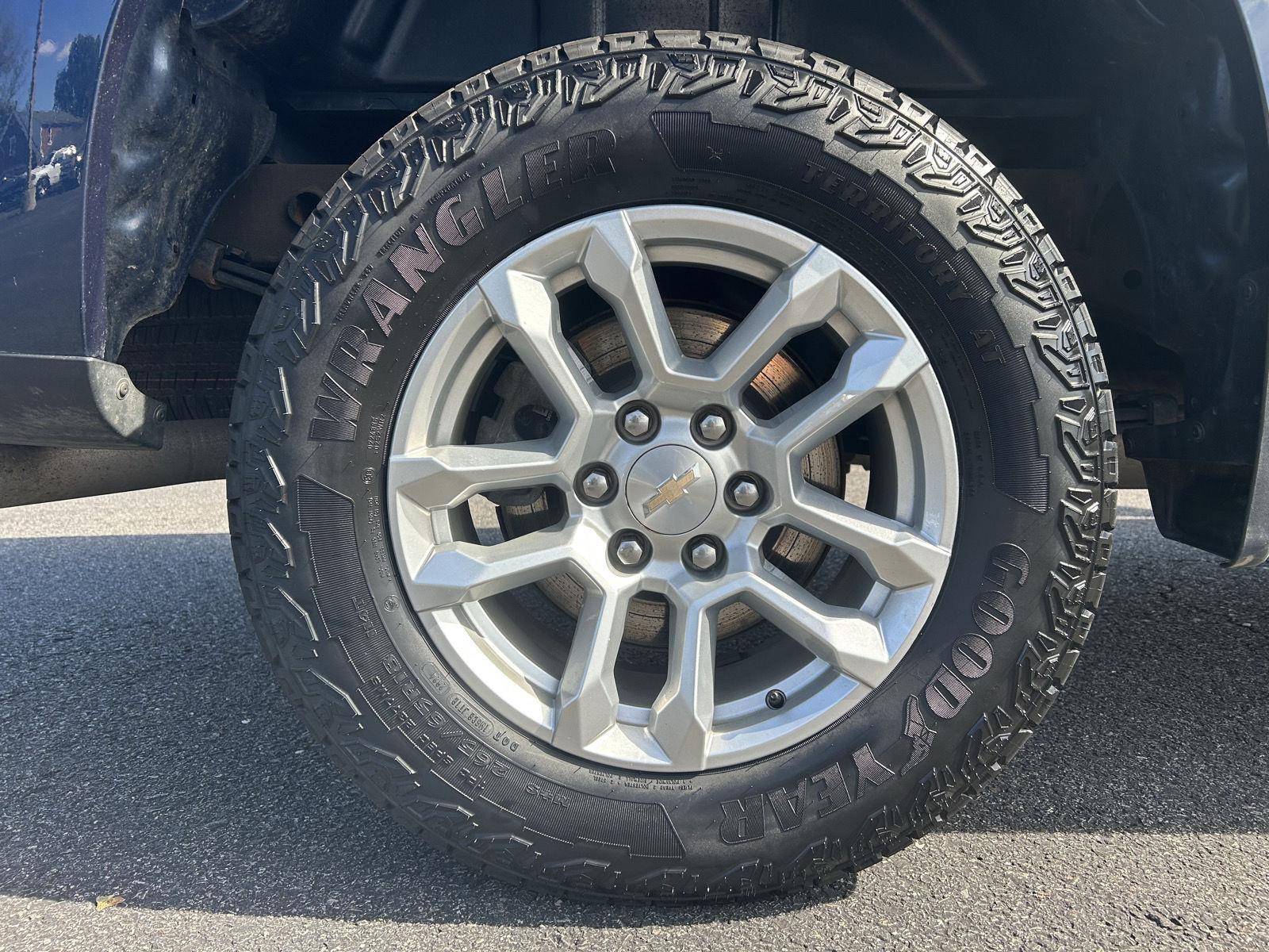 2023 Chevrolet Silverado 1500 LT photo 12
