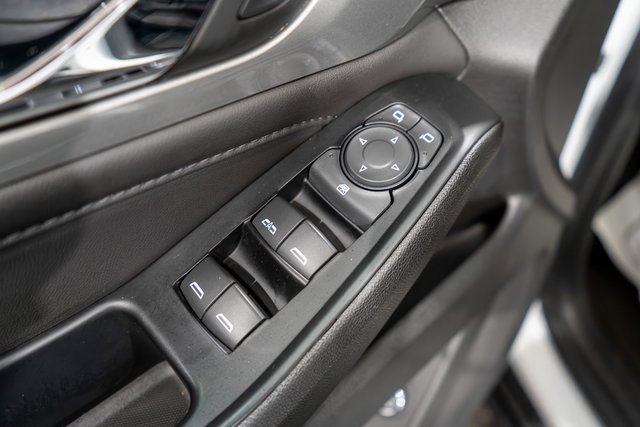 2023 Chevrolet Traverse Cloth photo 14