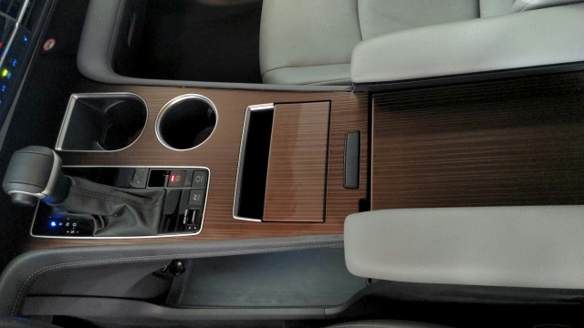 Used 2024 SILVER Toyota XLE image 15