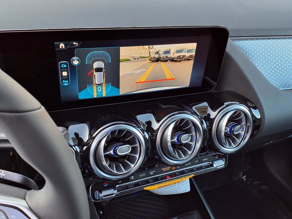 2026 Mercedes Benz GLA 250 photo 3