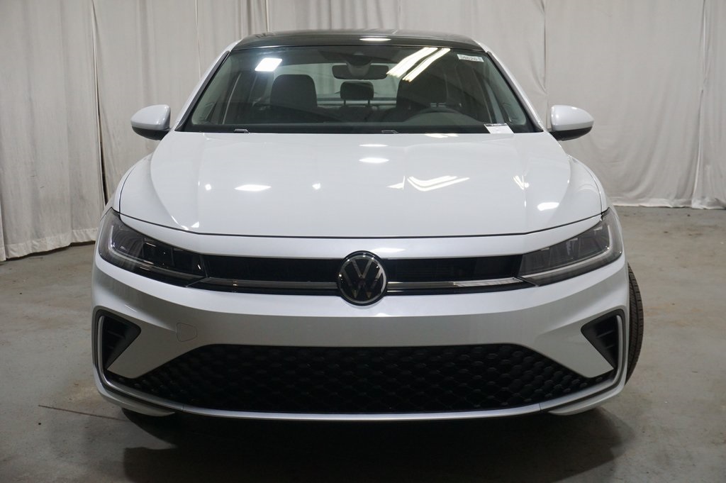 2025 Volkswagen Jetta 1.5T SE photo 4