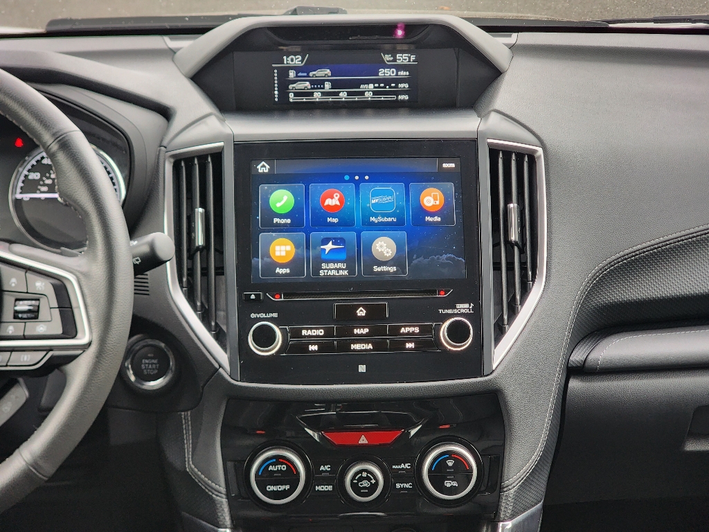 2022 Subaru Forester Touring photo 3