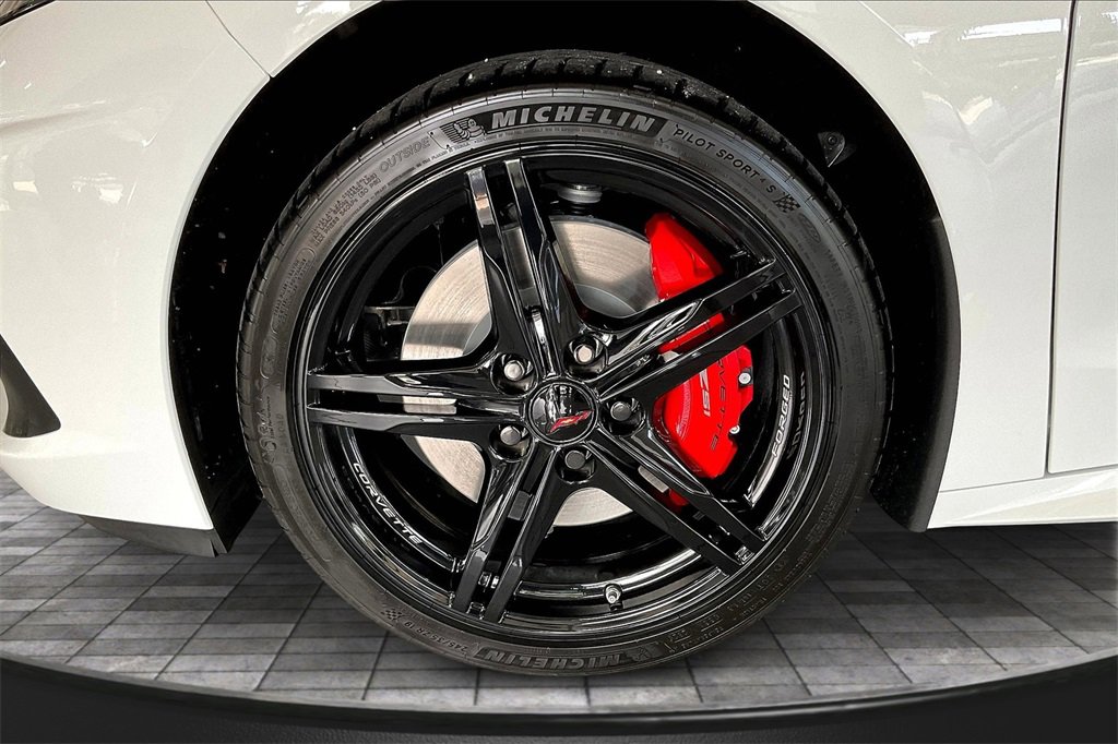 2026 Chevrolet Corvette Stingray 2LT photo 9