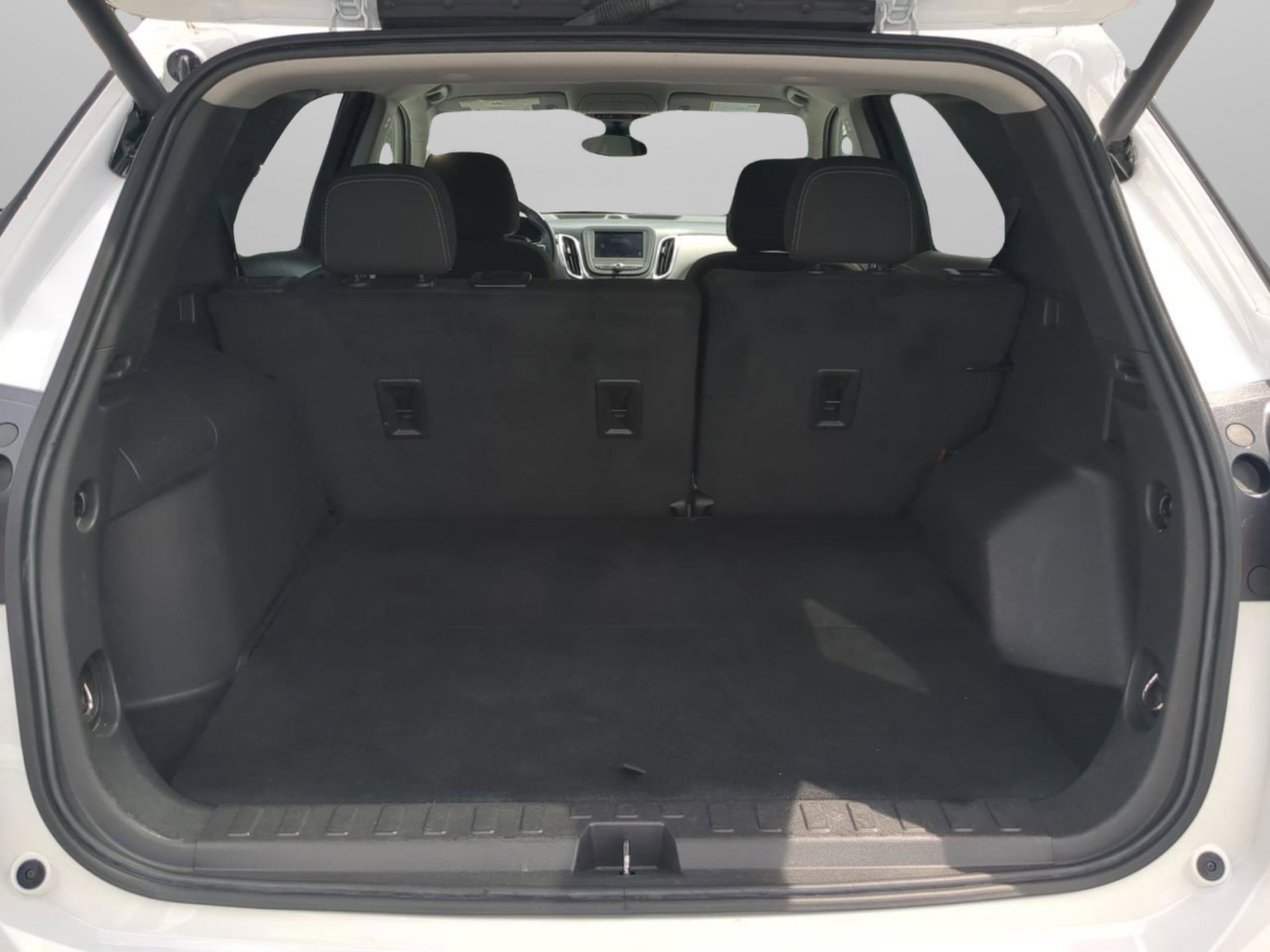 2024 Chevrolet Equinox LT photo 10