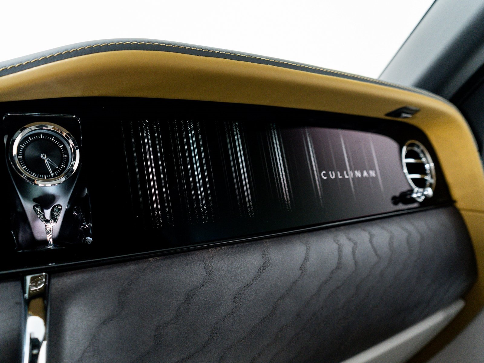 2026 Rolls Royce Cullinan RR photo 42