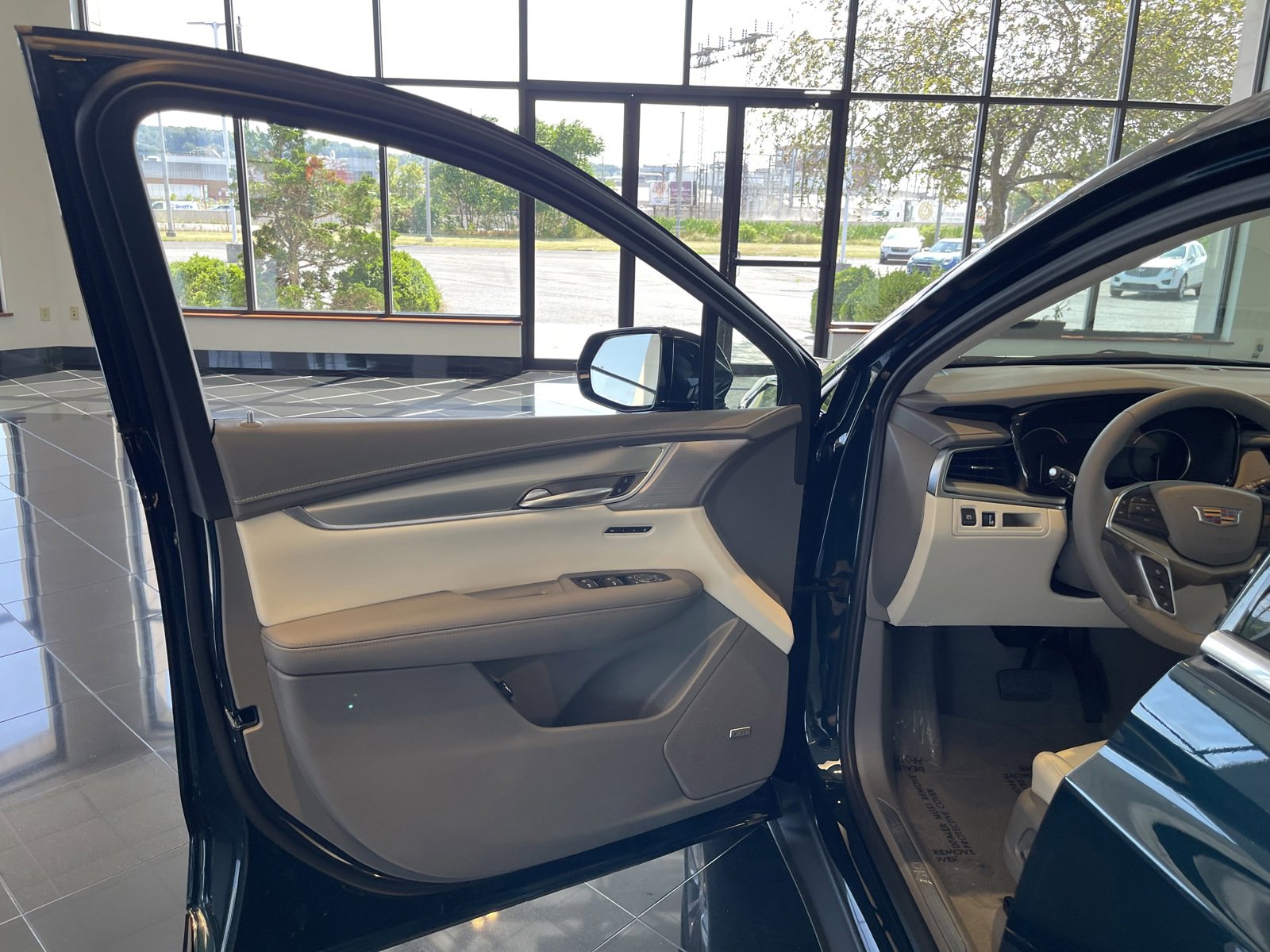2025 Cadillac XT5 Premium Luxury photo 11