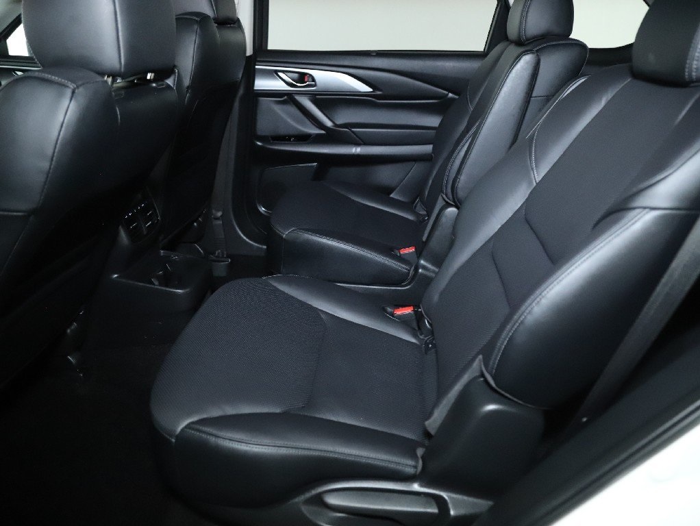 2020 Mazda CX-9 Touring photo 15