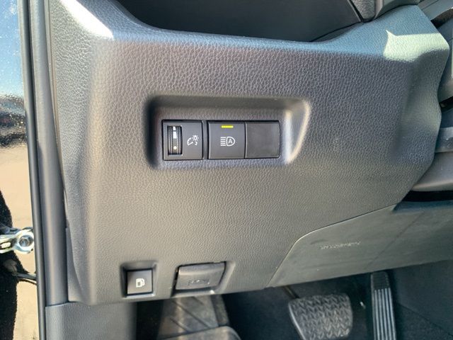 2024 Toyota RAV4 Hybrid photo 12