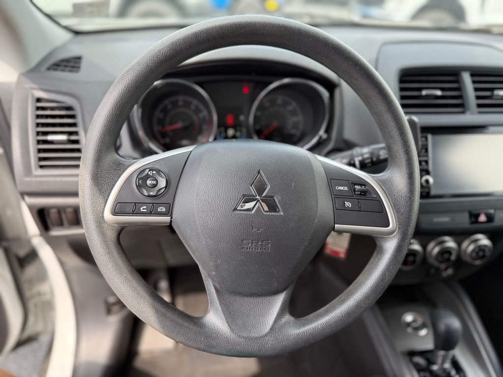 2020 Mitsubishi Outlander Sport ES photo 4