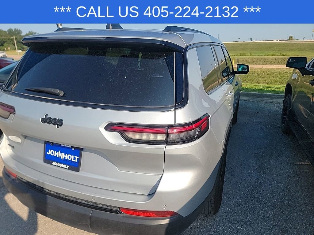 2024 Jeep Grand Cherokee Altitude photo 15