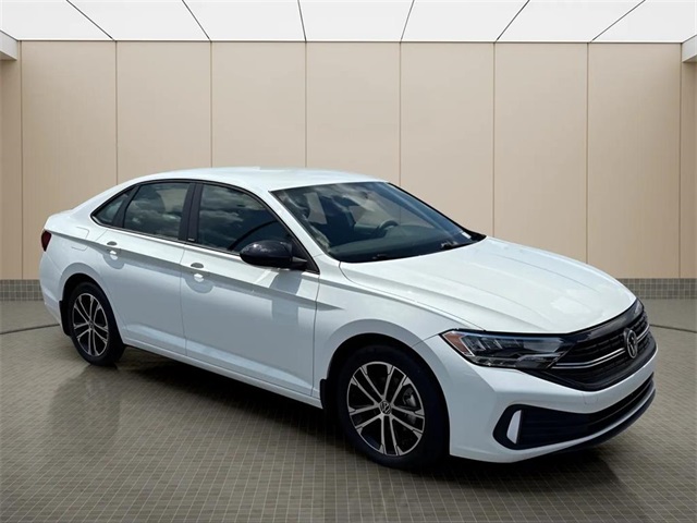 2024 Volkswagen Jetta 1.5T Sport photo 4