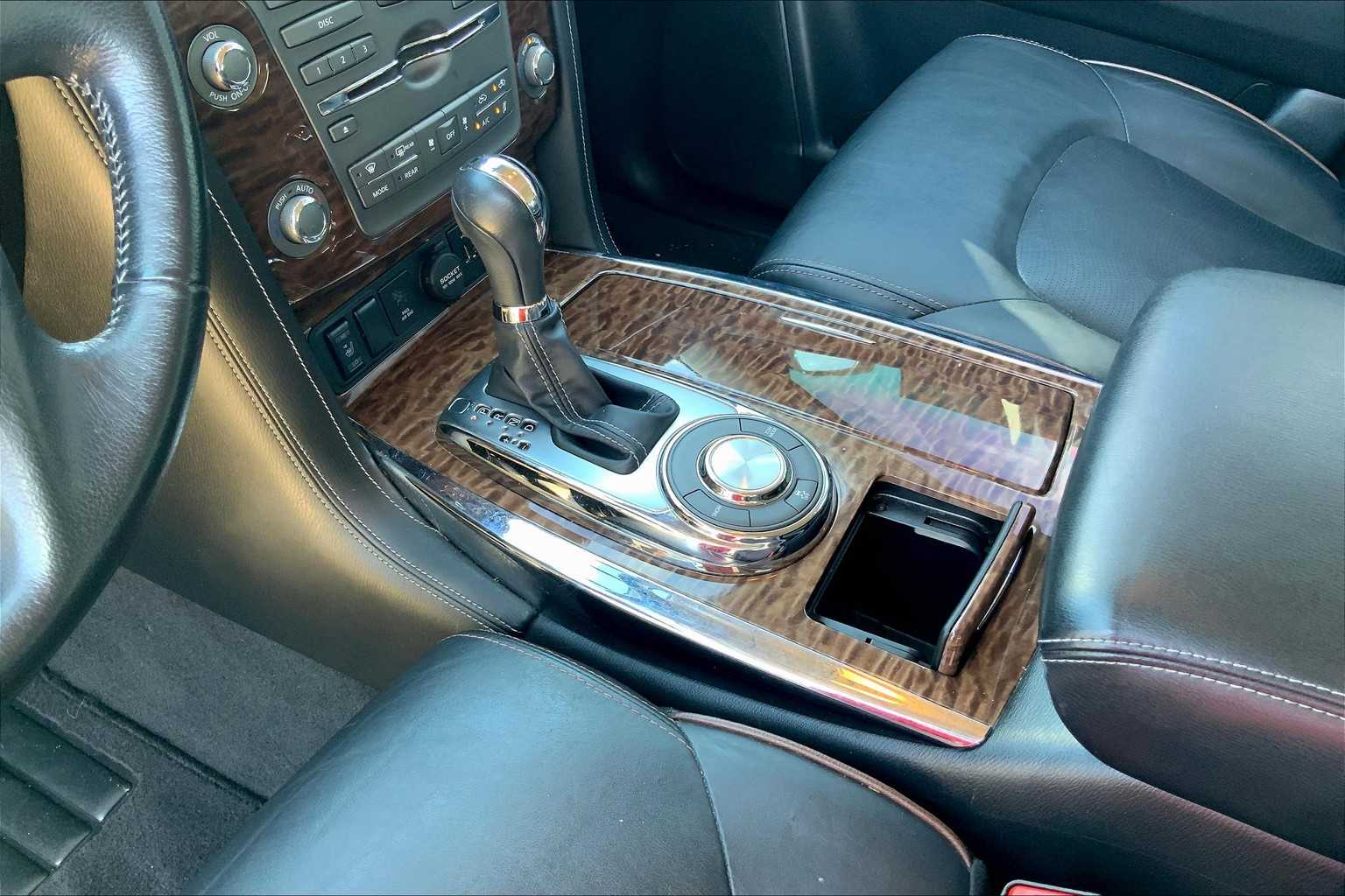 2018 Nissan Armada SL photo 14