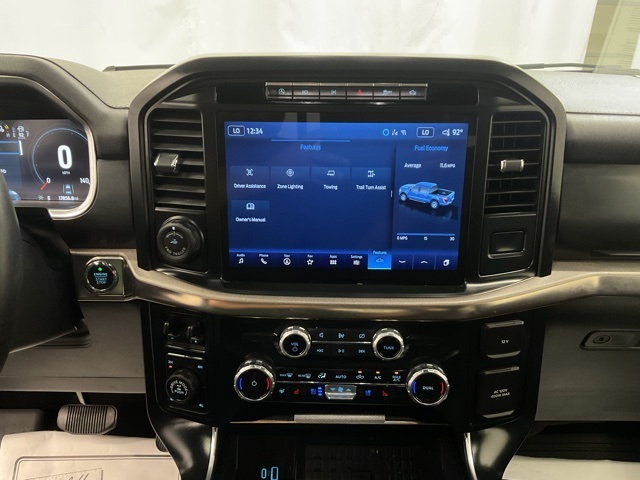 2023 Ford F-150 Raptor photo 17