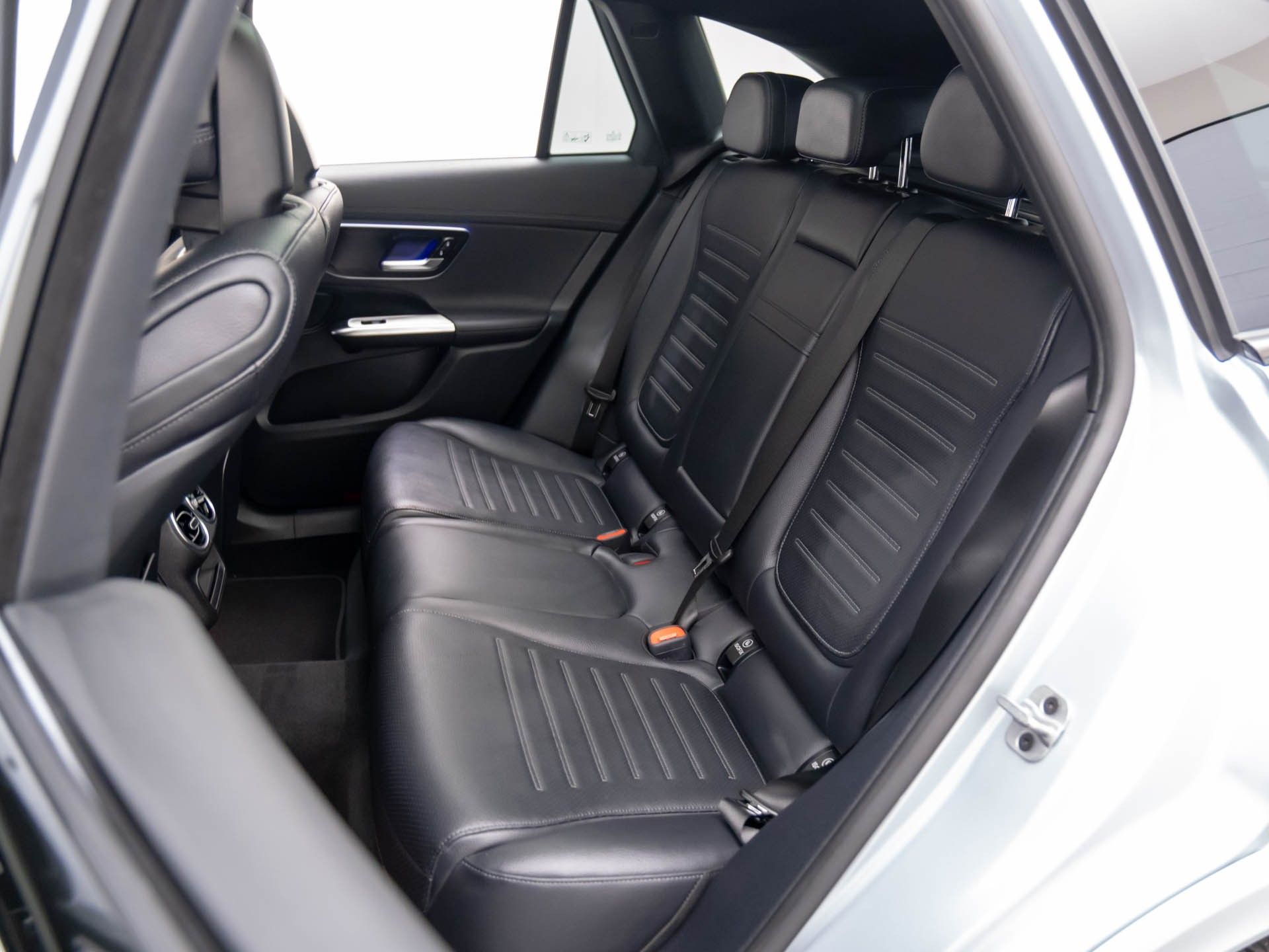 2025 Mercedes Benz GLC 300 4MATIC photo 12