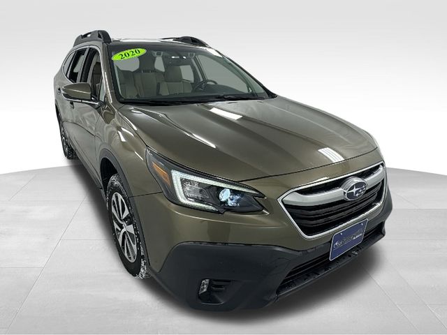 2020 Subaru Outback Premium's photo