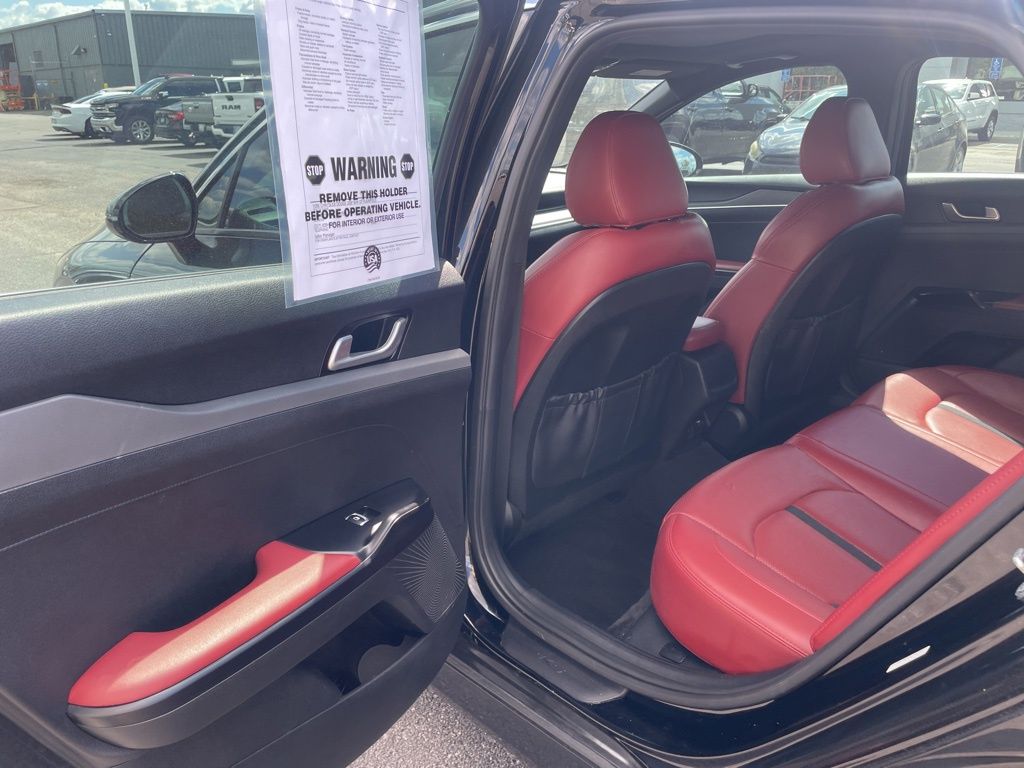 2022 Kia K5 GT-Line photo 26
