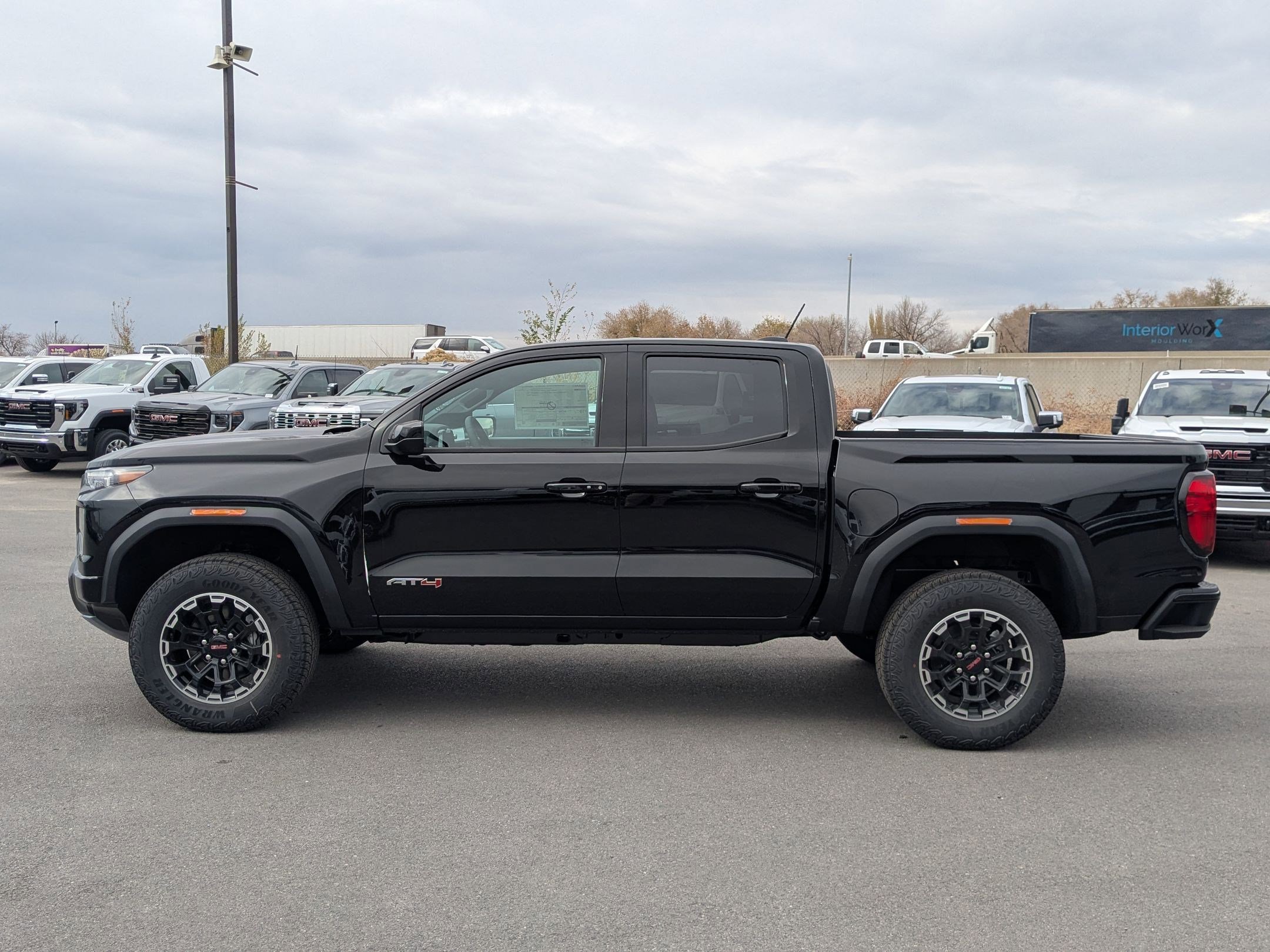 2026 Gmc Canyon AT4 photo 2